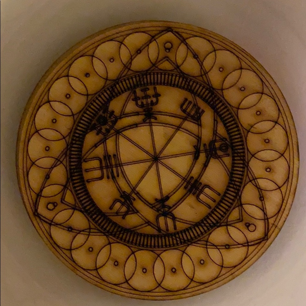 Triskelion-Triscale-triple Goddess charging Plate - Picture 2 of 11